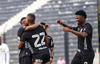 UTC le ganó a CD Moquegua 3-2 en Villa El Salvador y es líder del Torneo Apertura
