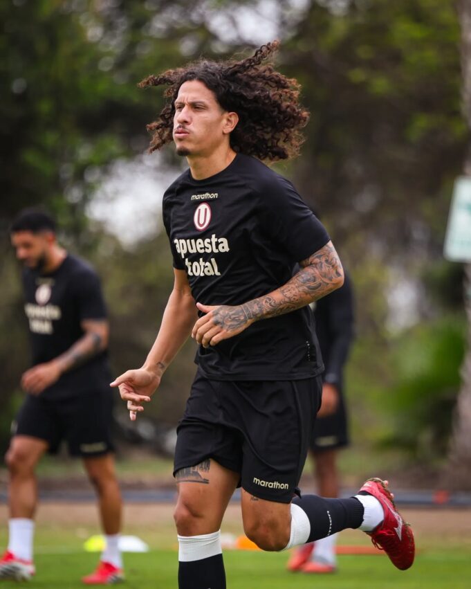 Williams Riveros reaparece el sábado en Universitario ante Cusco FC de visita