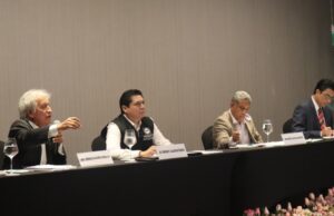 Ingeniería en el centro del debate: aspirantes presidenciales expusieron propuestas