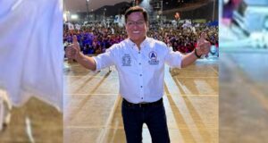 César Vásquez: “Rafael López Aliaga busca hacer un negocio de la salud pública”