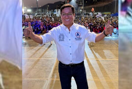 César Vásquez: “Rafael López Aliaga busca hacer un negocio de la salud pública”