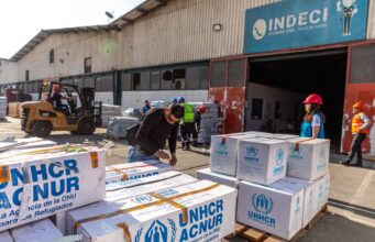 ACNUR dona 45 toneladas de ayuda a INDECI para responder más rápido ante desastres