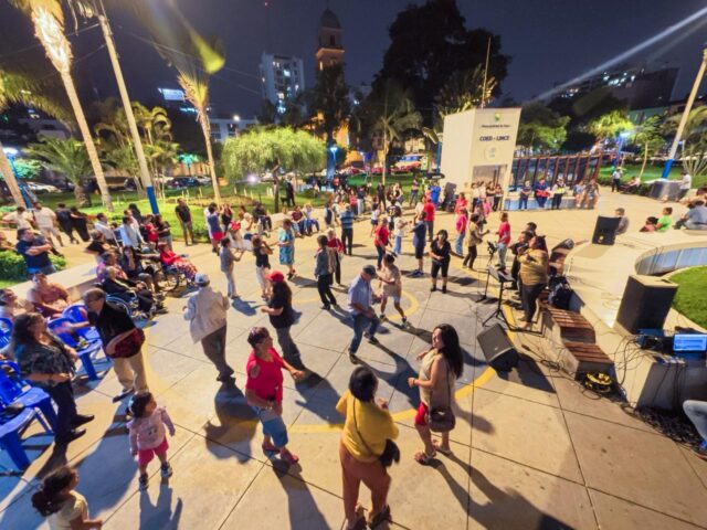 Lince celebró la alegría y la tradición con el regreso del “Viernes de Verbena”