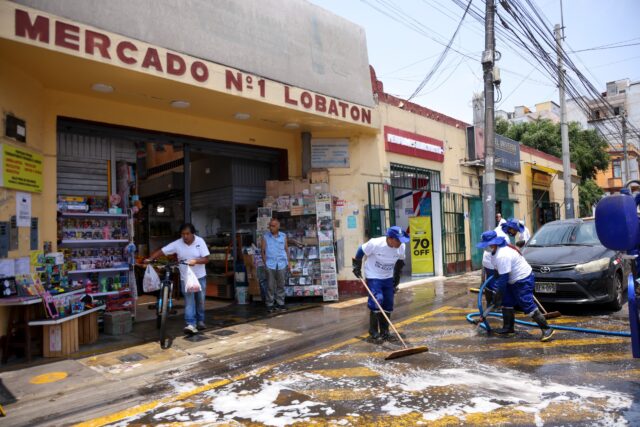 Lince promueve campaña de limpieza urbana y ambiental en diversas zonas del distrito