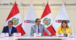 Ministro Óscar Fernández ratifica el compromisodel Estado de consolidar el diálogo tripartito