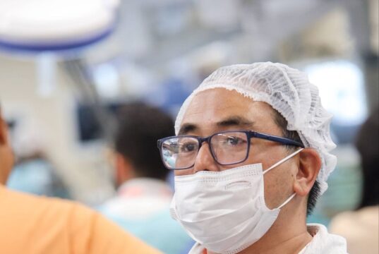 CONOCE LOS SÍNTOMAS Y CÓMO PREVENIR LA DIVERTICULITIS O INFLAMACIÓN DEL INTESTINO