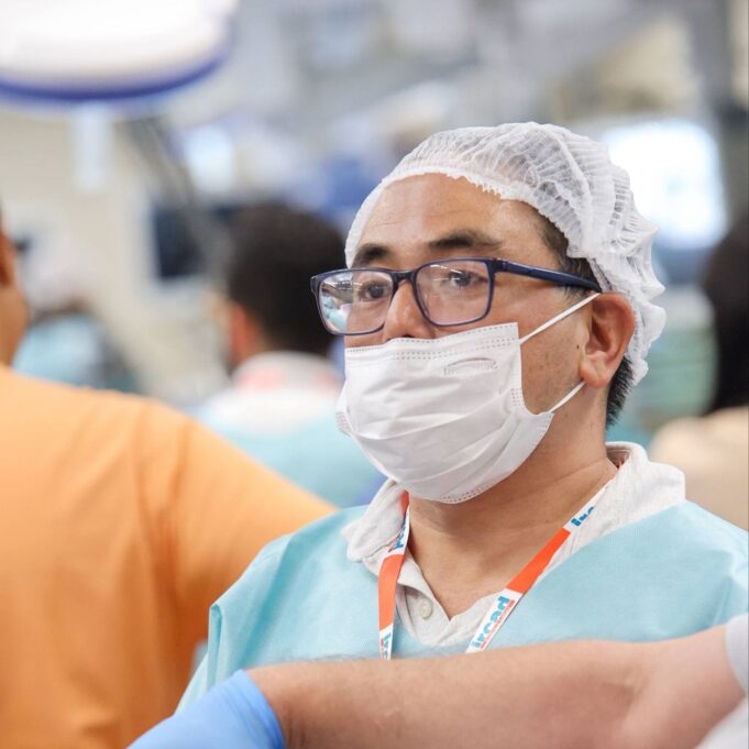 CONOCE LOS SÍNTOMAS Y CÓMO PREVENIR LA DIVERTICULITIS O INFLAMACIÓN DEL INTESTINO