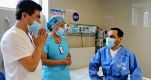 Salvan a fotógrafo con exitoso trasplante de corazón