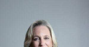 «Entran al gobierno para hacer negocio y no trabajar por el país”