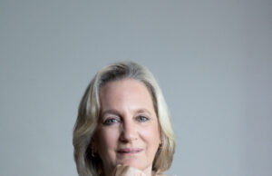 «Entran al gobierno para hacer negocio y no trabajar por el país”