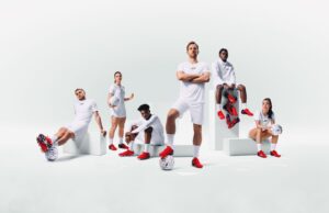 Harry Kane, Kudus y Lavia pisan fuerte con los nuevo Standout Pack de Skechers Football