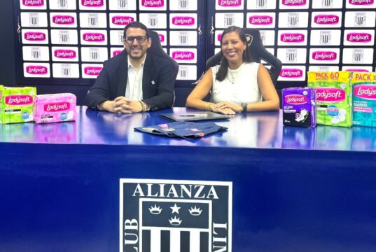 Ladysoft y Alianza Lima Vóley acompañan a las mujeres en la cancha