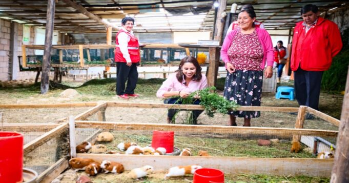 Midis promueve cerca de 64 000 emprendimientos de usuarios de sus programas sociales a nivel nacional