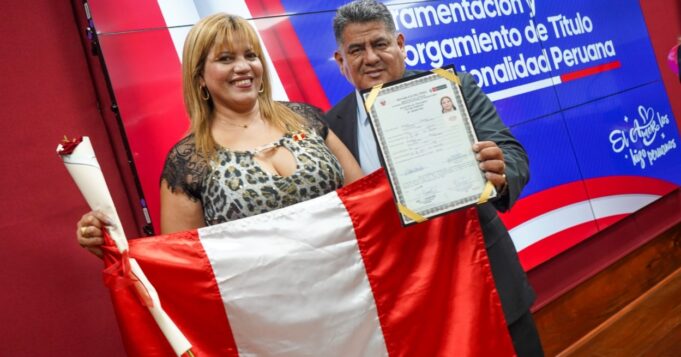 Día de San Valentín: Migraciones otorga la nacionalidad a 24 ciudadanos