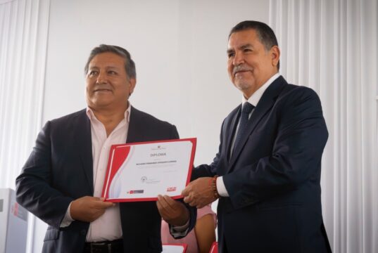 Ministro Figueroa destaca que la educación es el camino para construir el país que todos queremos