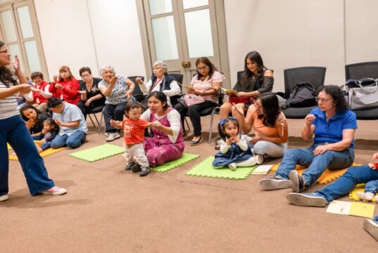 Programa Bebetecas impulsa la lectura y el vínculo familiar desde los primeros meses de vida
