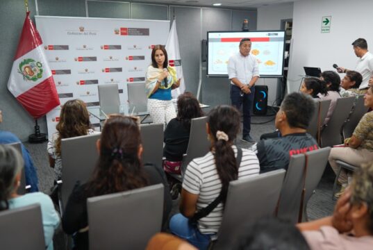 Ministra Lesly Shica señaló que presentó su renuncia como corresponde, por respeto a la institucionalidad y a la democracia