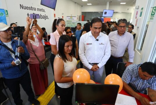 Ica: 39 empresas ofrecieron casi dos mil puestos de trabajo en Feria del MTPE