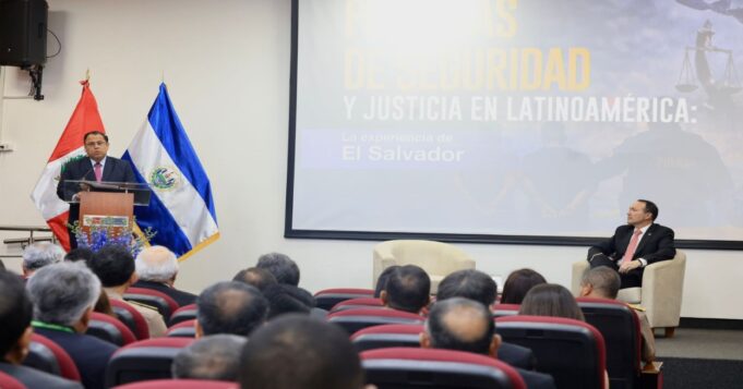 Perú y El Salvador comparten experiencias en políticas de seguridad y justicia