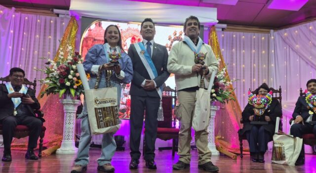 Municipalidad Provincial de Puno distingue al IRTP por transmisión especial de la Virgen de la Candelaria