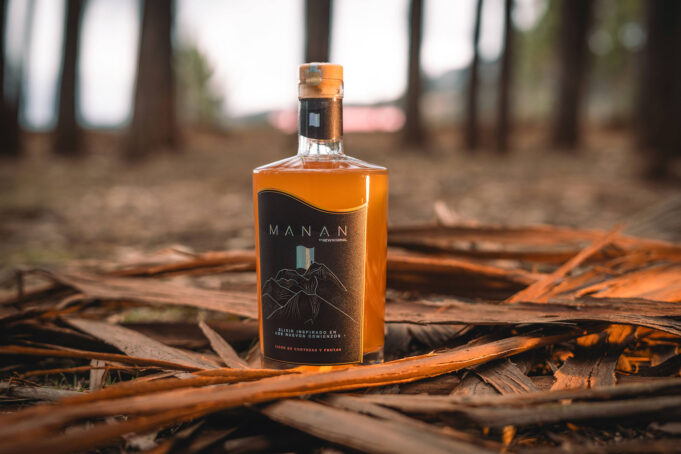 ¡El elixir de los nuevos comienzos! Conoce Manan, el nuevo licor premium peruano a base de pisco, cortezas y frutas