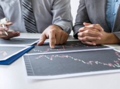 ¿Cómo la inestabilidad política afecta la inversión privada y el patrimonio de las familias?