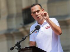 Congreso reúne firmas para pleno y vacancia de Jerí es probable