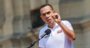 Congreso reúne firmas para pleno y vacancia de Jerí es probable