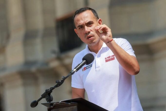 Congreso reúne firmas para pleno y vacancia de Jerí es probable