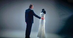 ‘Tigre’ Gareca toca vestido de novia y se prepara para debut con ‘La Sustancia de Gareca'(VIDEO)