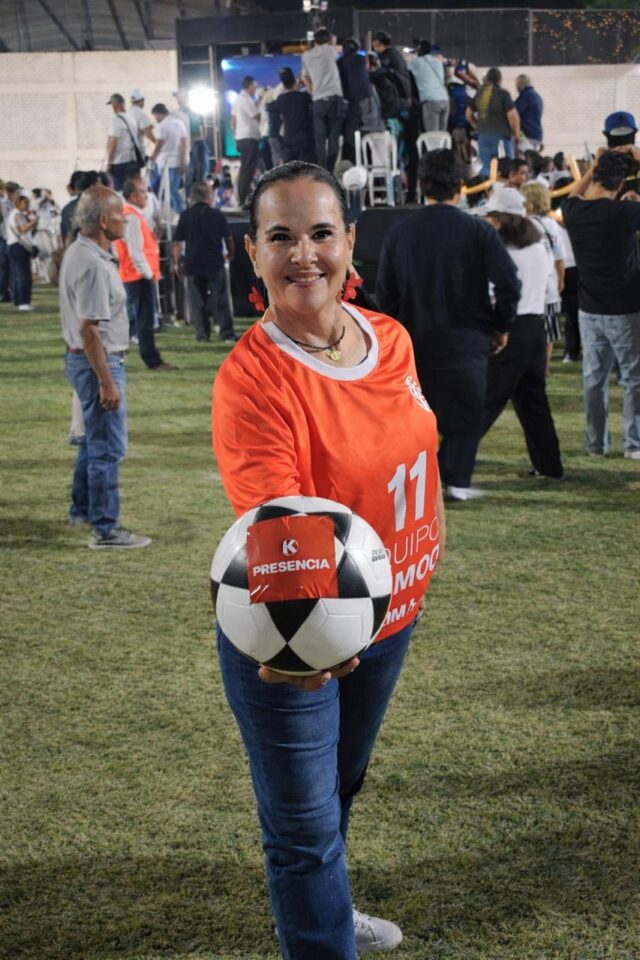 María Helena Mendoza del Solar se presenta como candidata a la Cámara de Diputados con Fuerza Popular: “Presencia es compromiso con la gente”