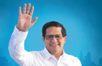 «El Perú ya no puede tolerar más corrupción, se necesita un rescate financiero para las MYPES, derechos justos para los maestros, el cumplimiento justo de la Ley 29973»