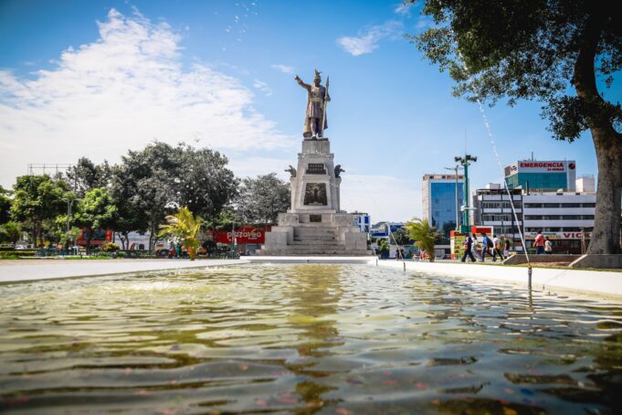 Municipalidad de la victoria reabre histórica plaza Manco Cápac tras trabajos de línea 2