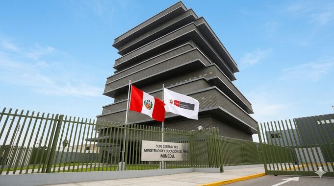 Minedu: Ministro se pronuncia y hace aclaración tras denuncia