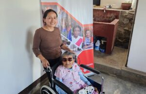 Midis: 9 adultos mayores con discapacidad severa reciben sillas de ruedas a través de Pensión 65