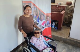 Midis: 9 adultos mayores con discapacidad severa reciben sillas de ruedas a través de Pensión 65