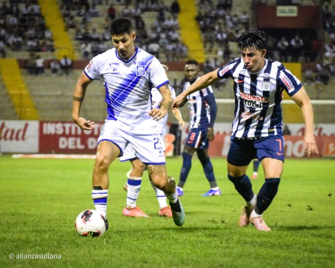 Alianza Lima empató con Alianza Atlético 0-0 en Trujillo y alargó su crisis futbolística