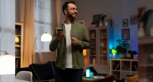 El truco de la iluminación: 5 formas de bajar tu recibo de luz este febrero sin apagar los interruptores