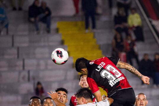 Melgar de Arequipa goleó a CD Moquegua 4-0 y alcanzó en la punta del Apertura a UTC