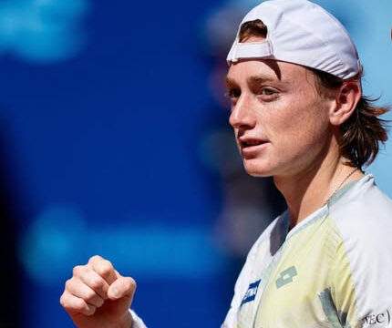 Ignacio Buse empezó con triunfo ante italiano Passaro por 2 sets a 1 en el Argentina Open