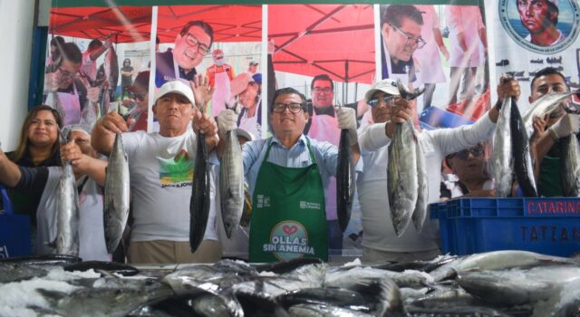 Más de mil familias vulnerables de Chorrillos reciben pescado fresco gratis para combatir la anemia gracias a campaña «Ollas sin anemia»
