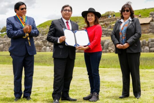Cusco se consolida como potencia turística mundial: saqsaywaman y Andahuaylillas recibem la jerarquía 4