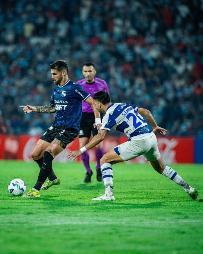 Sporting Cristal empató 2-2 ante 2 de Mayo con un hombre menos y en Lima buscará su pase a la Fase 3 de Libertadores