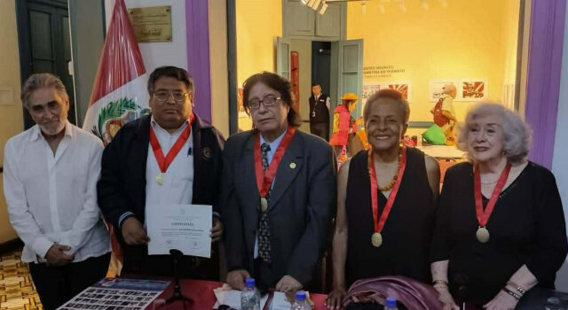 SUSANA BACA: DOS ENCUENTROS, DOS DEDICATORIAS