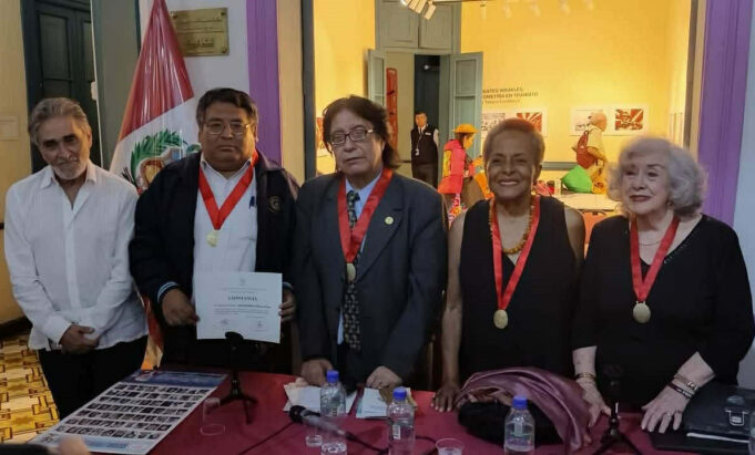 SUSANA BACA: DOS ENCUENTROS, DOS DEDICATORIAS