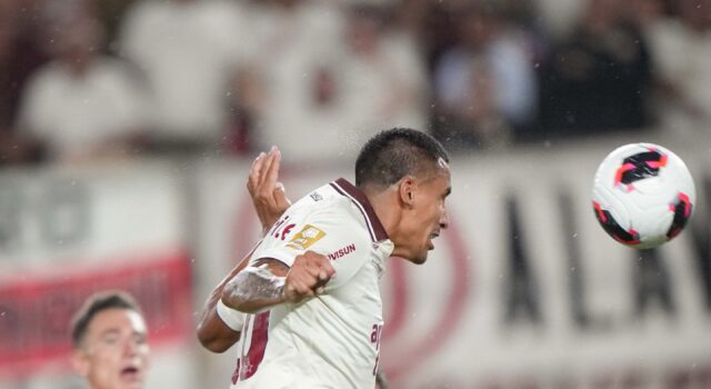 Universitario obtuvo triunfo ajustado ante Cienciano 2-1 y quedó a dos puntos del líder UTC